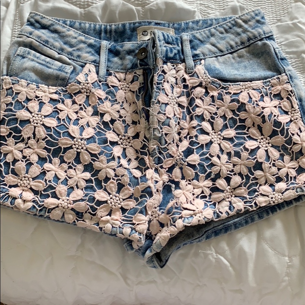 Roxy pink lace on the jean shorts